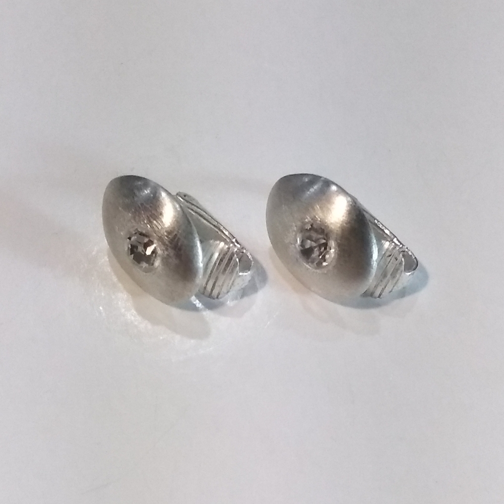 NWOT Roberta Chiarella Earrings.